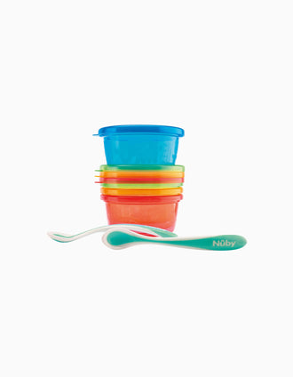 Conjunto de 4 tazas y 2 cucharas Nuby