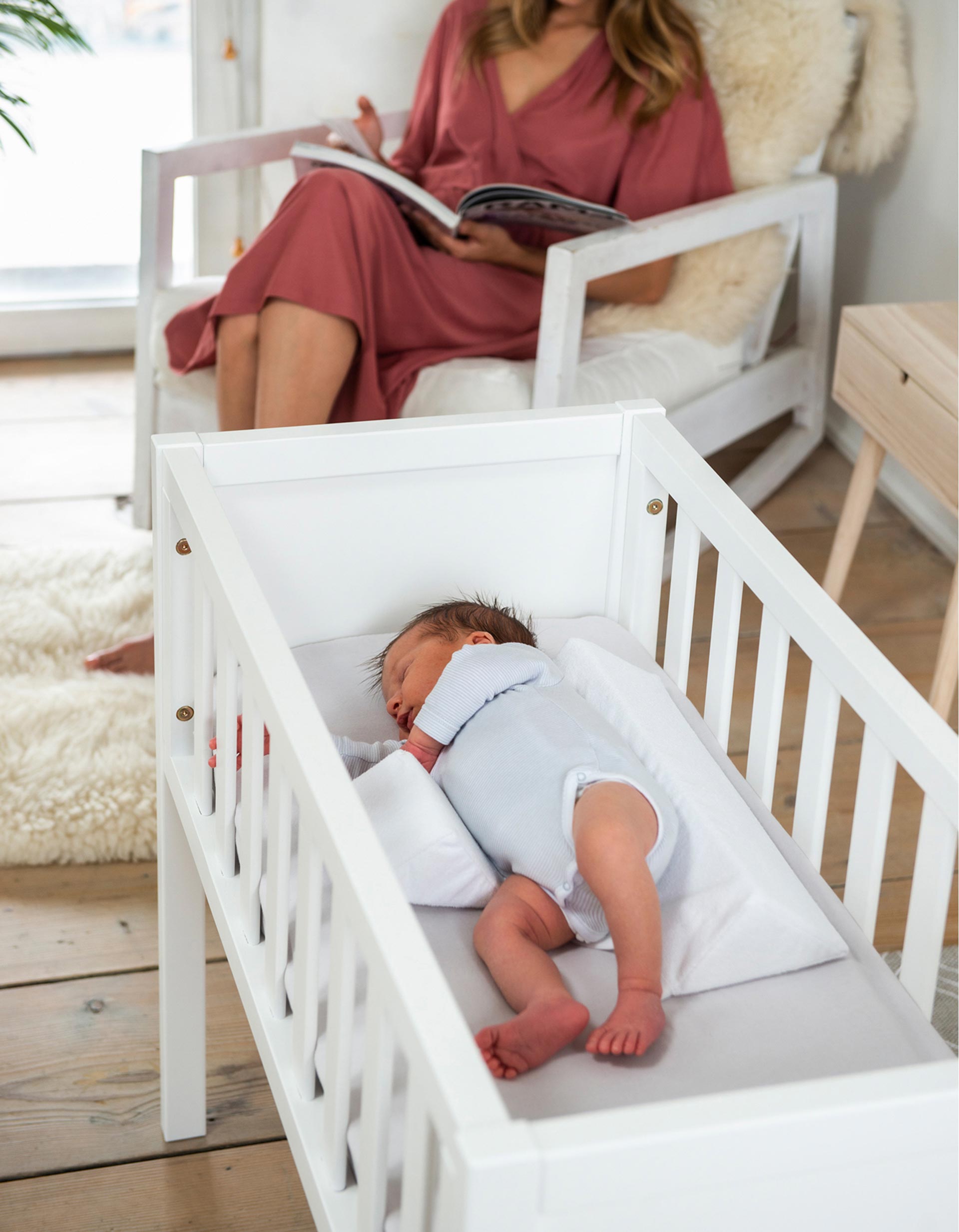 BABY SLEEP LATERAL