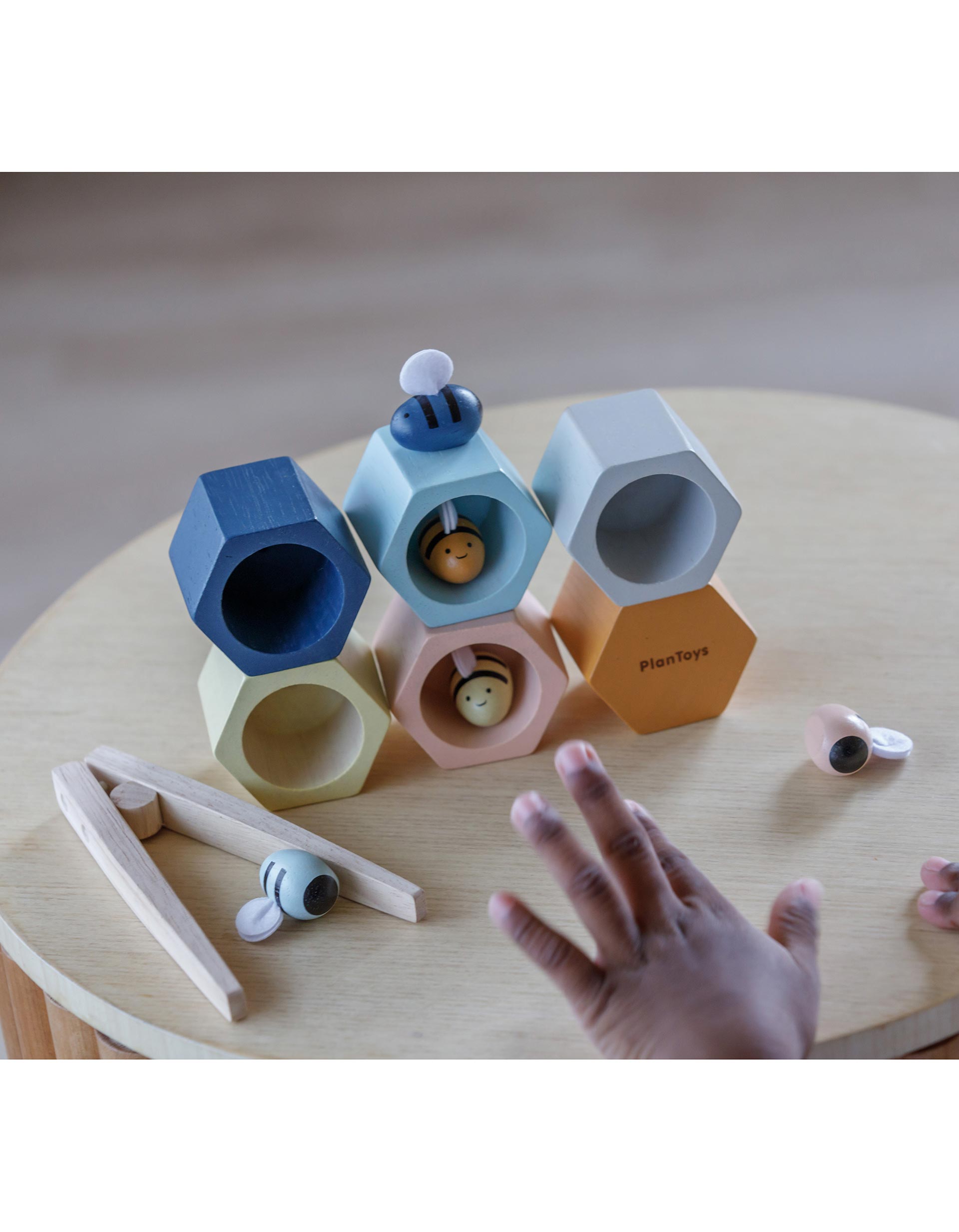 Bees' Game Plan Toys 3Y+