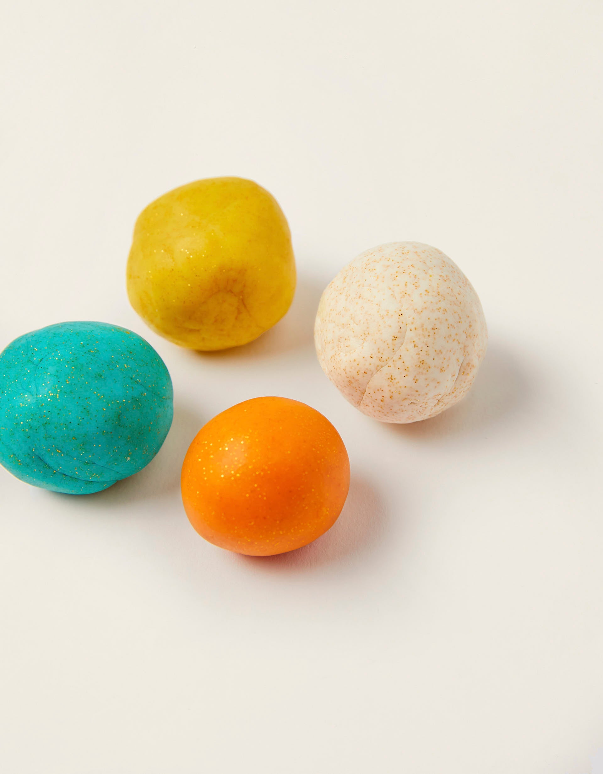 4 Plastilinas Glitter Djeco 18M+