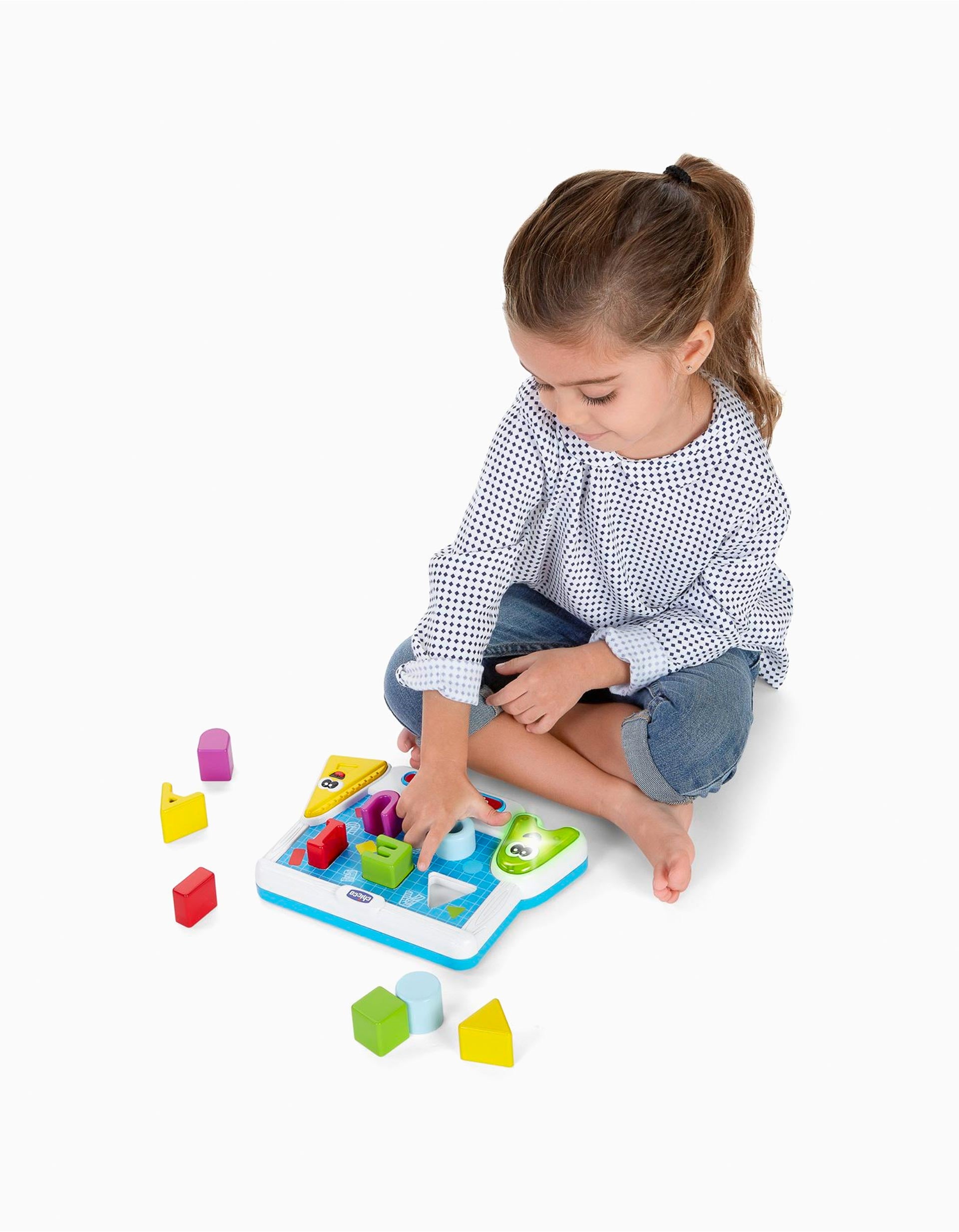 Edu4You Appredre les Formes et les Voyelles Chicco 2A+