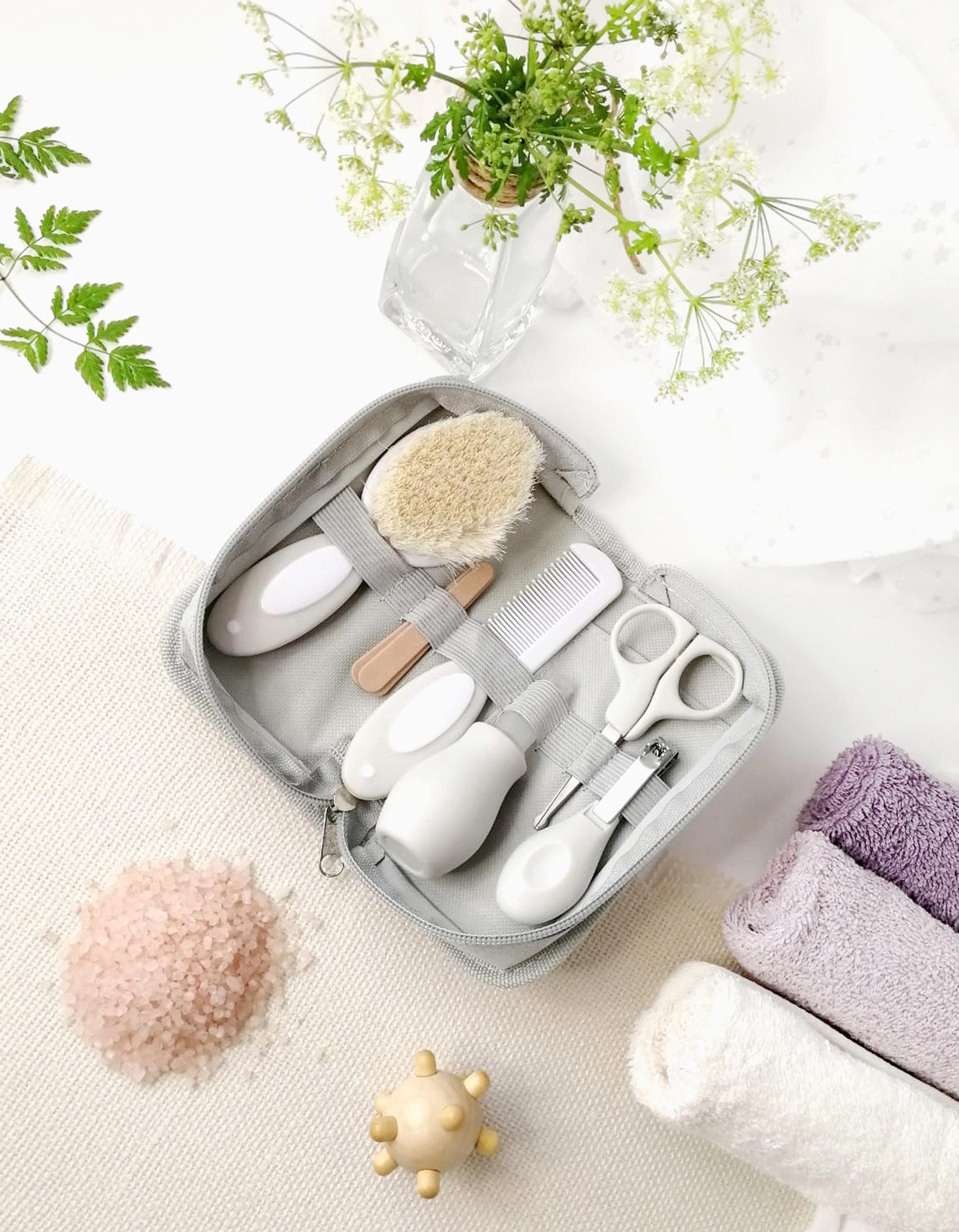 Hygiene Kit Grey Saro