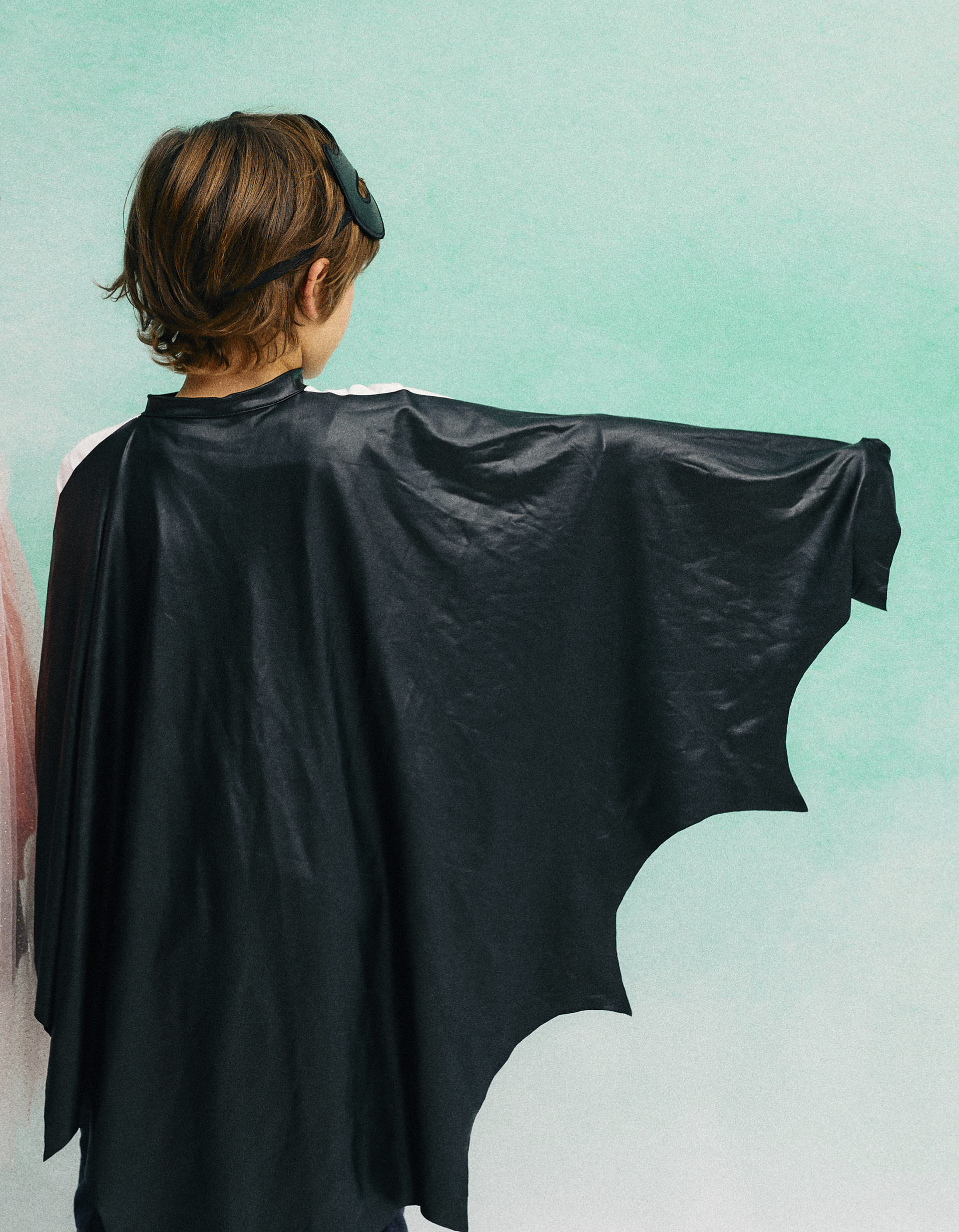 Bat Wing Cape for Kids 'Halloween', Black