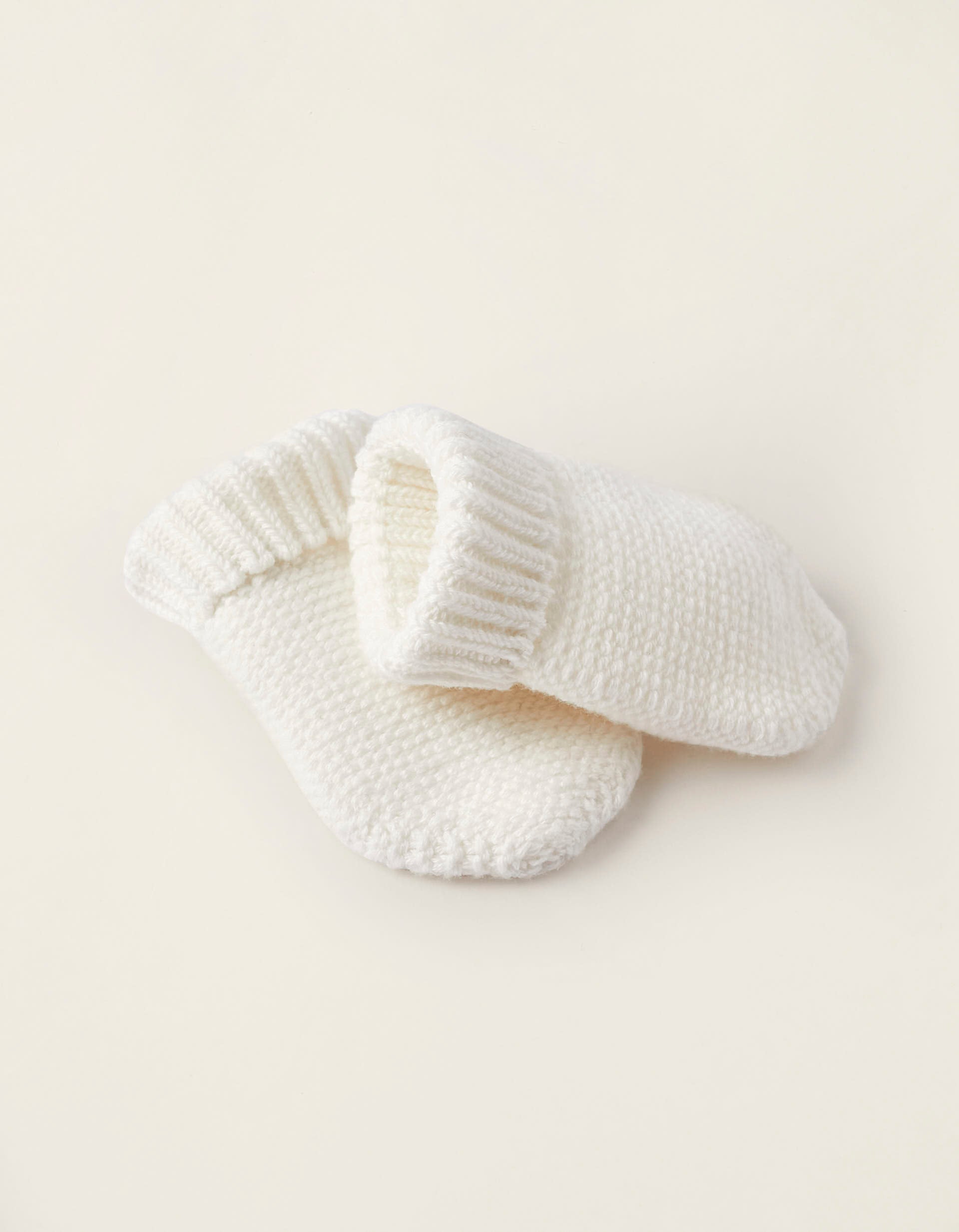 Beanie + Knitted Gloves for Newborns, White