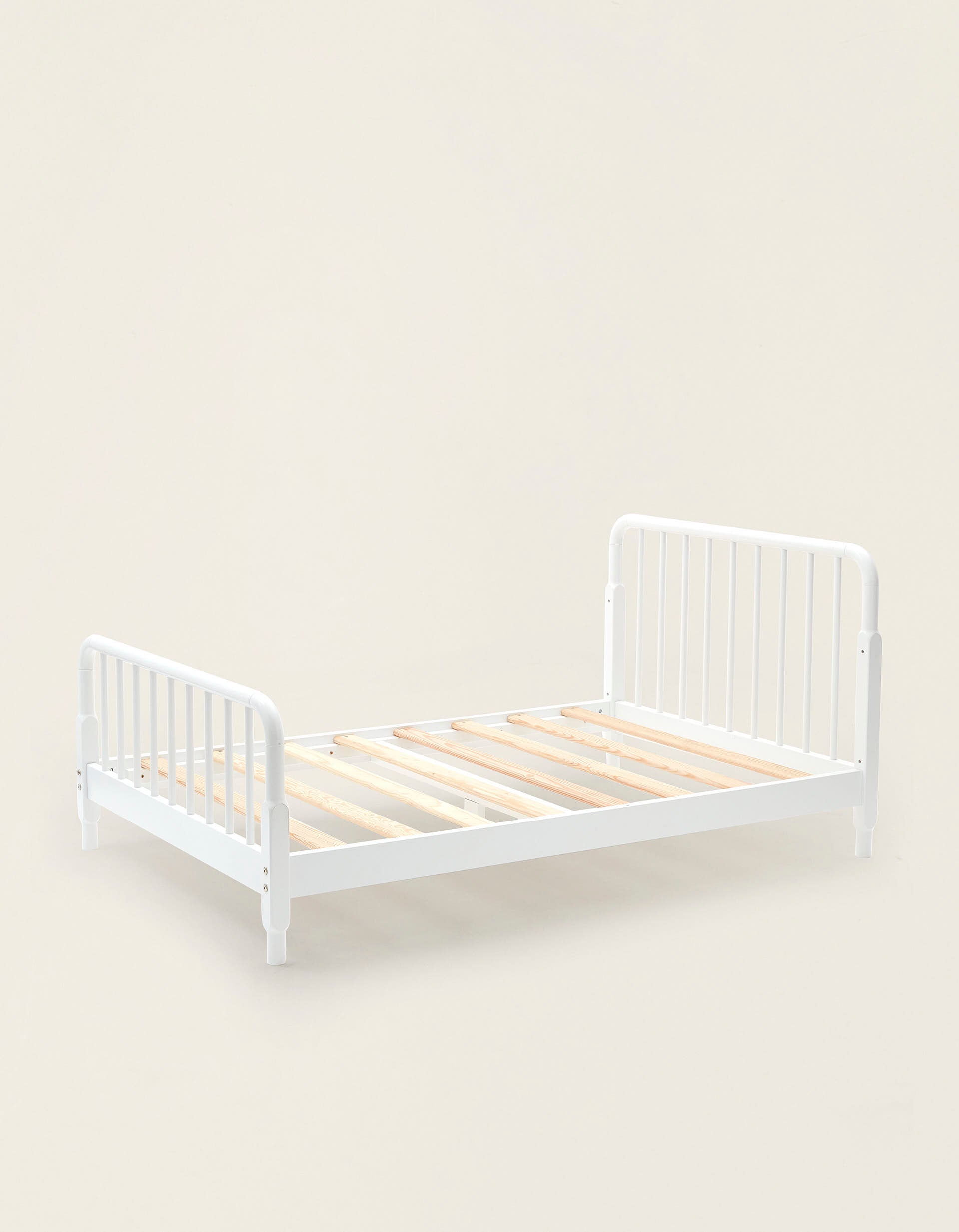 Evolutionary Bed ZY Baby Round 140X90CM