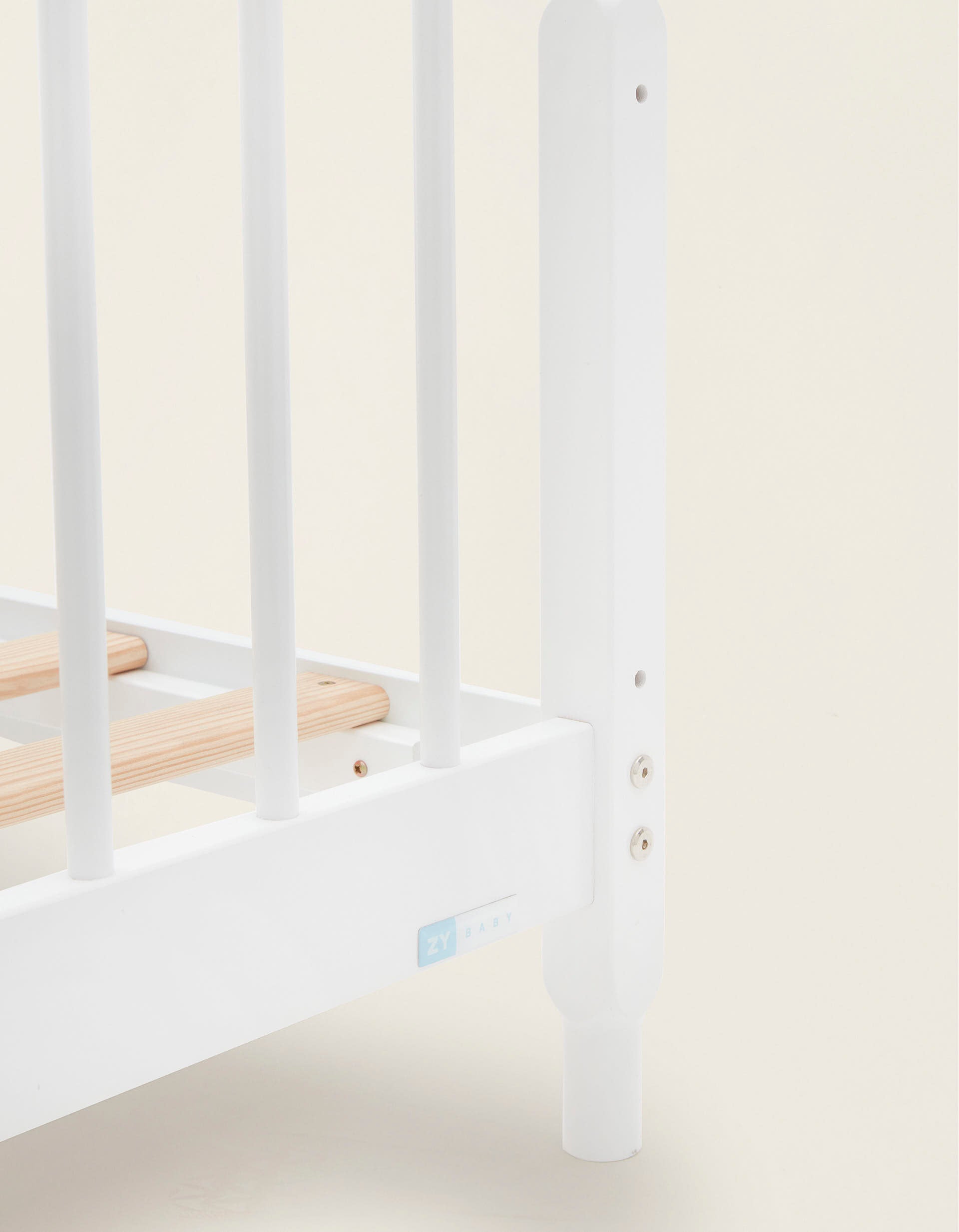 Evolutionary Bed ZY Baby Round 140X90CM