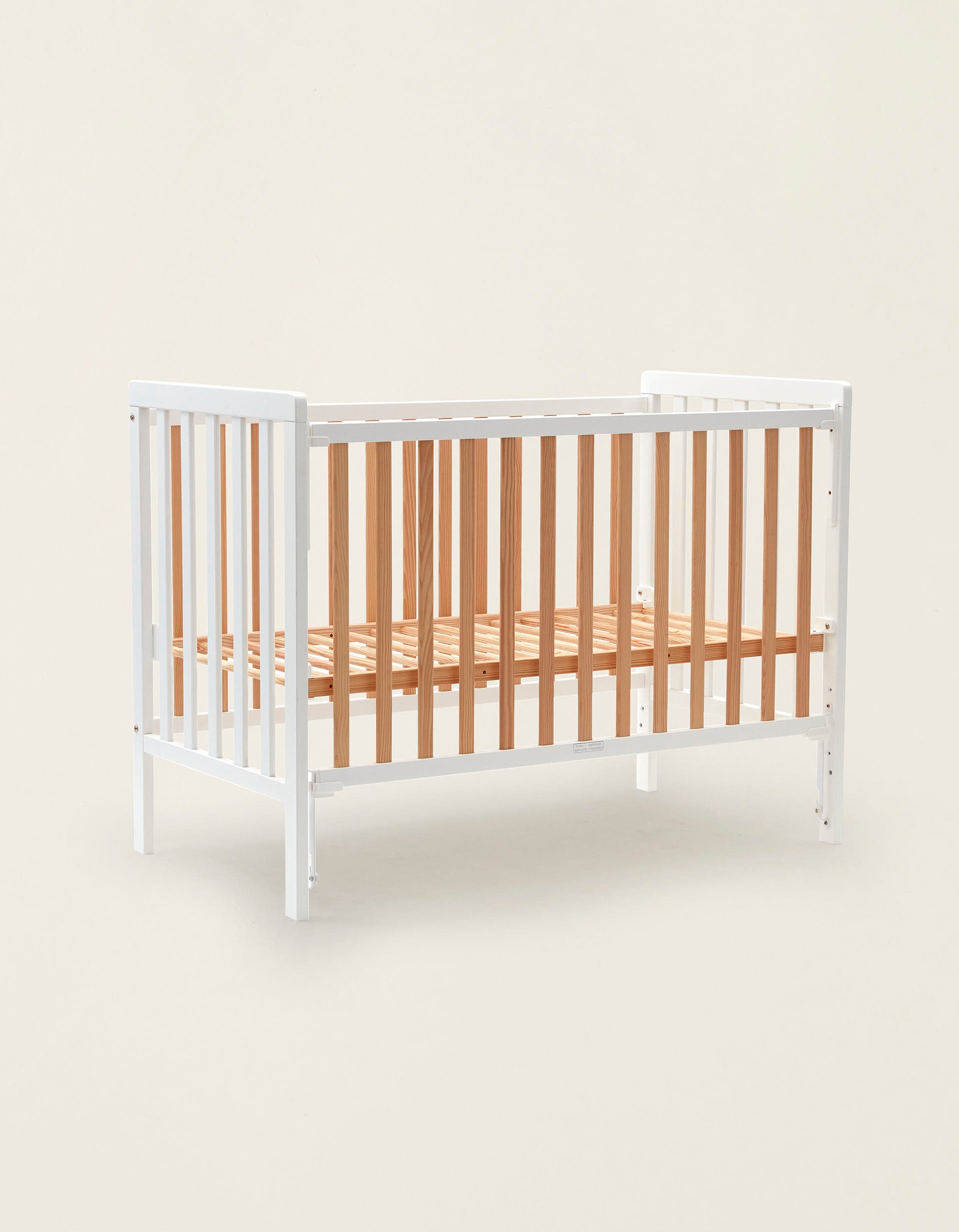 Two-colour Cot ZY Baby