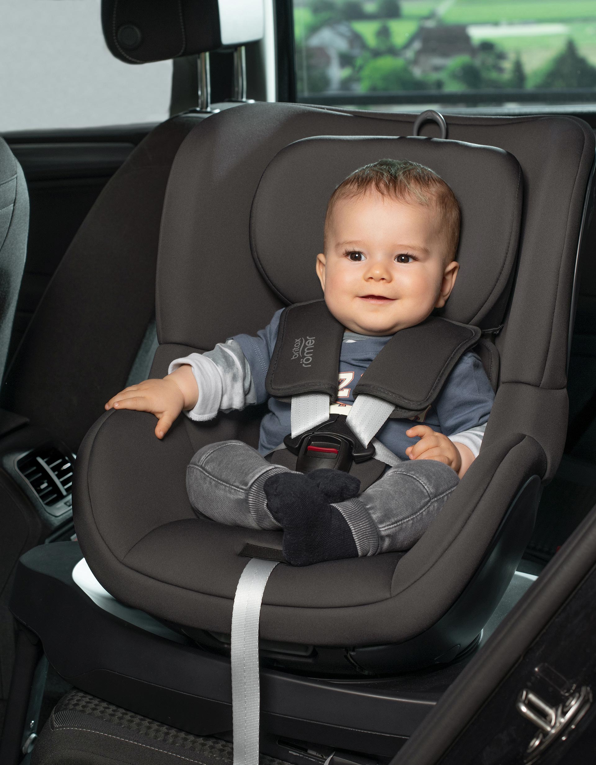 Cadeira Auto Britax Römer Dualfix M Plus, Midnight Grey