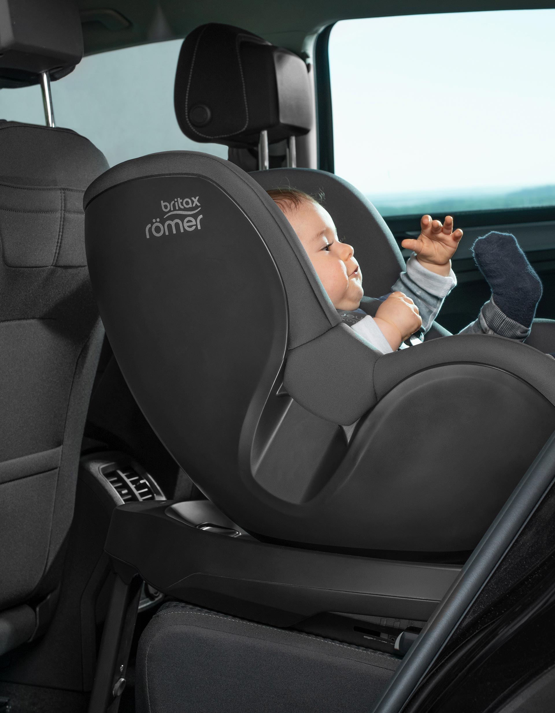 Cadeira Auto Britax Römer Dualfix M Plus, Midnight Grey